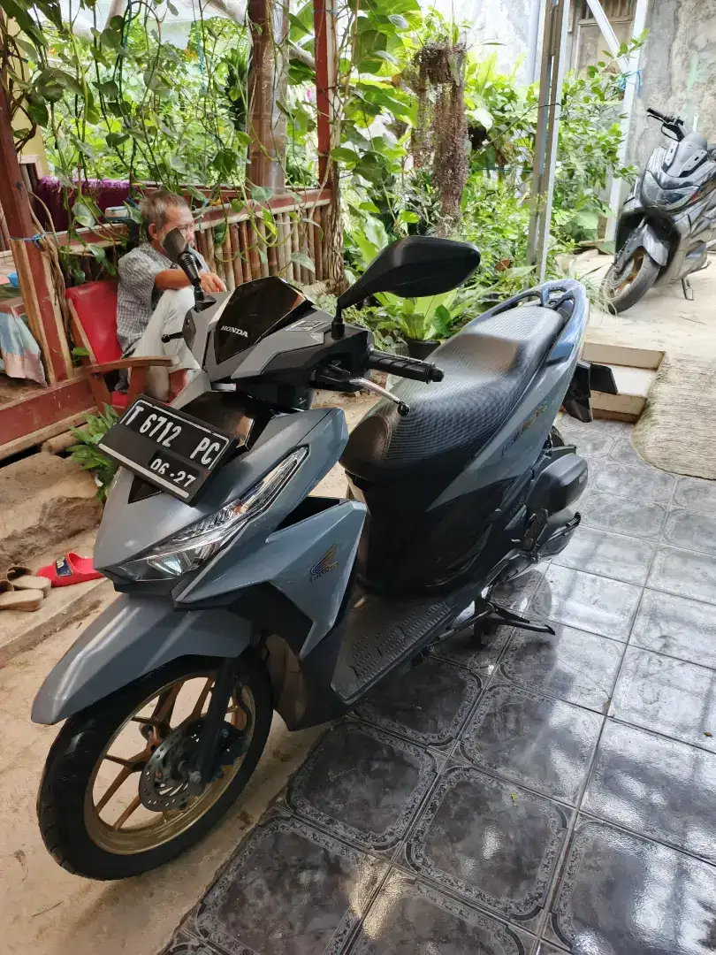 Honda Vario 150 old new