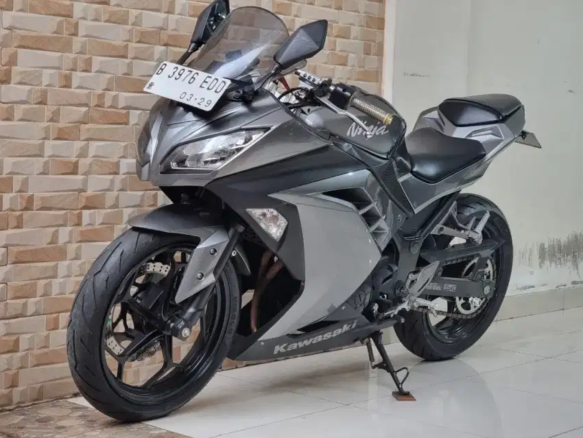 Kawasaki Ninja 250fi 2013 km14.000 asli grey 250 fi