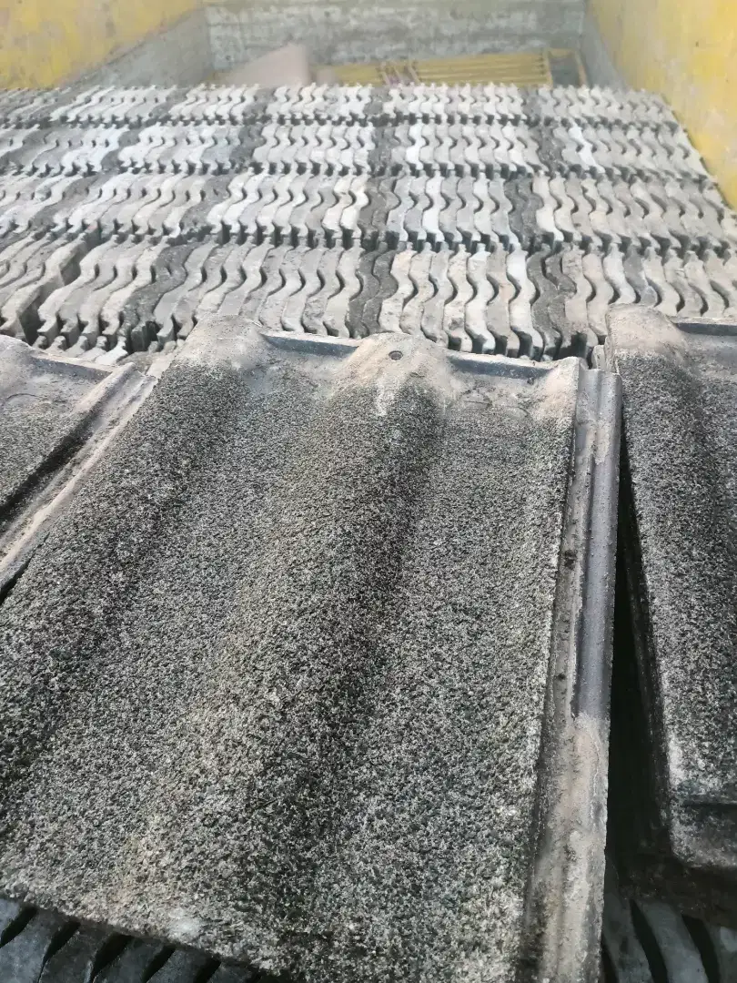 genteng bekas beton