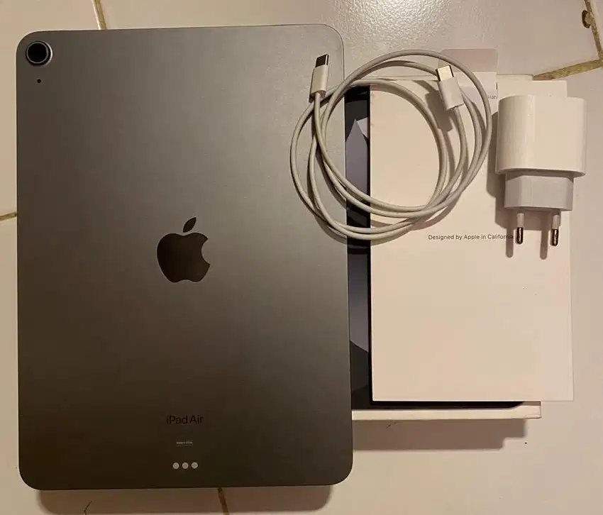 ipad air 5m1 grey 256gb