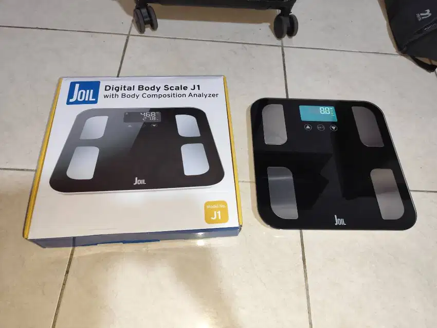 Timbangan Berat Badan Digital + Body Fat Monitor - Elektrik - JOIL - H