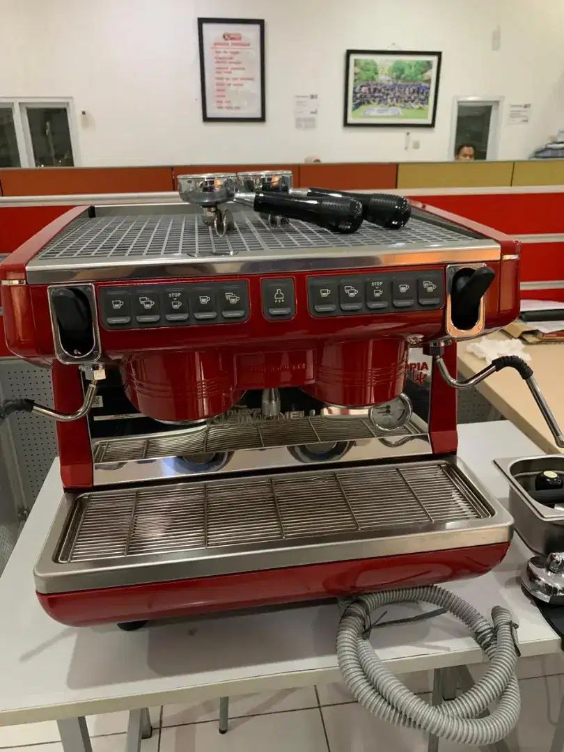 Mesin Kopi Nuova Simonelli Appia Live V Compact