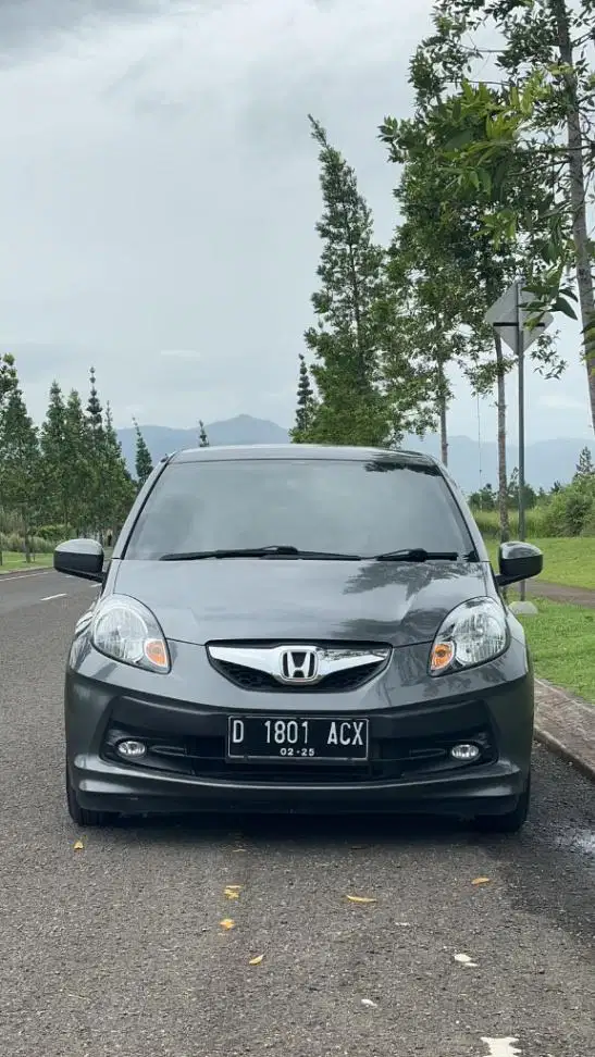 Honda Brio E AT matic low km 2015