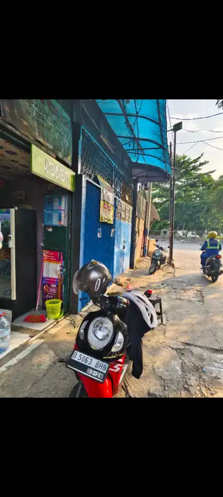 disewakan kontrakan / usaha lokasi strategis