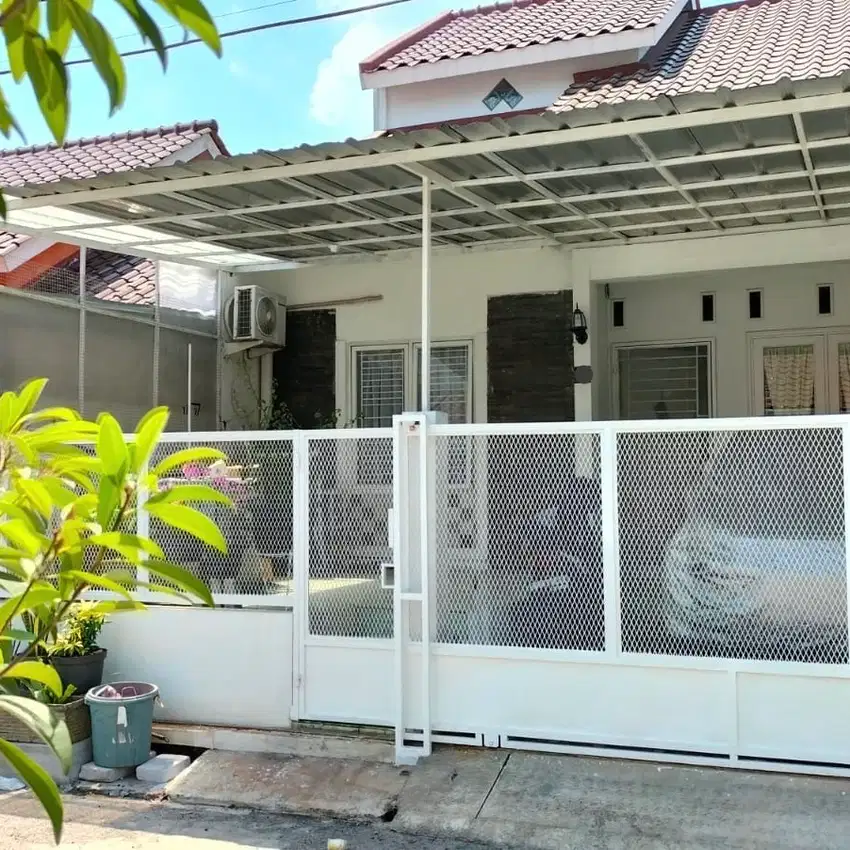 Rumah di Cluster The Azalea Residence jln azalea, cipadu Tangsel