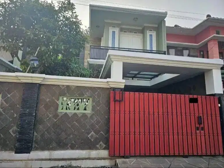 Rumah Bagus 2 Lantai Luas Tanah 168m2 di Komplek Cipinang Muara