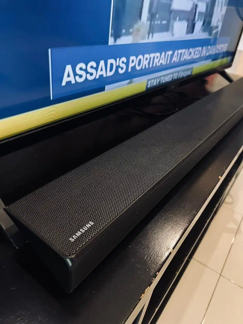 Soundbar Samsung Kondisi Sangat Bagus