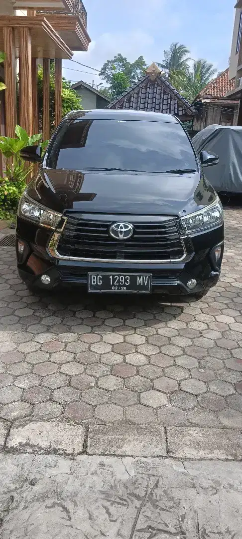 Mobil Innova reborn tangan pertama