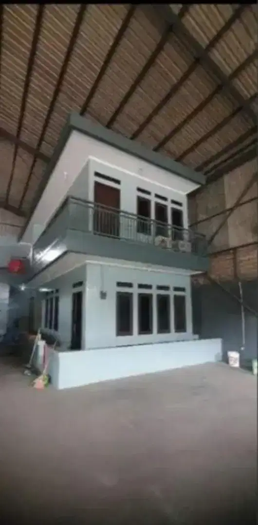 DISEWAKAN GUDANG + Kantor