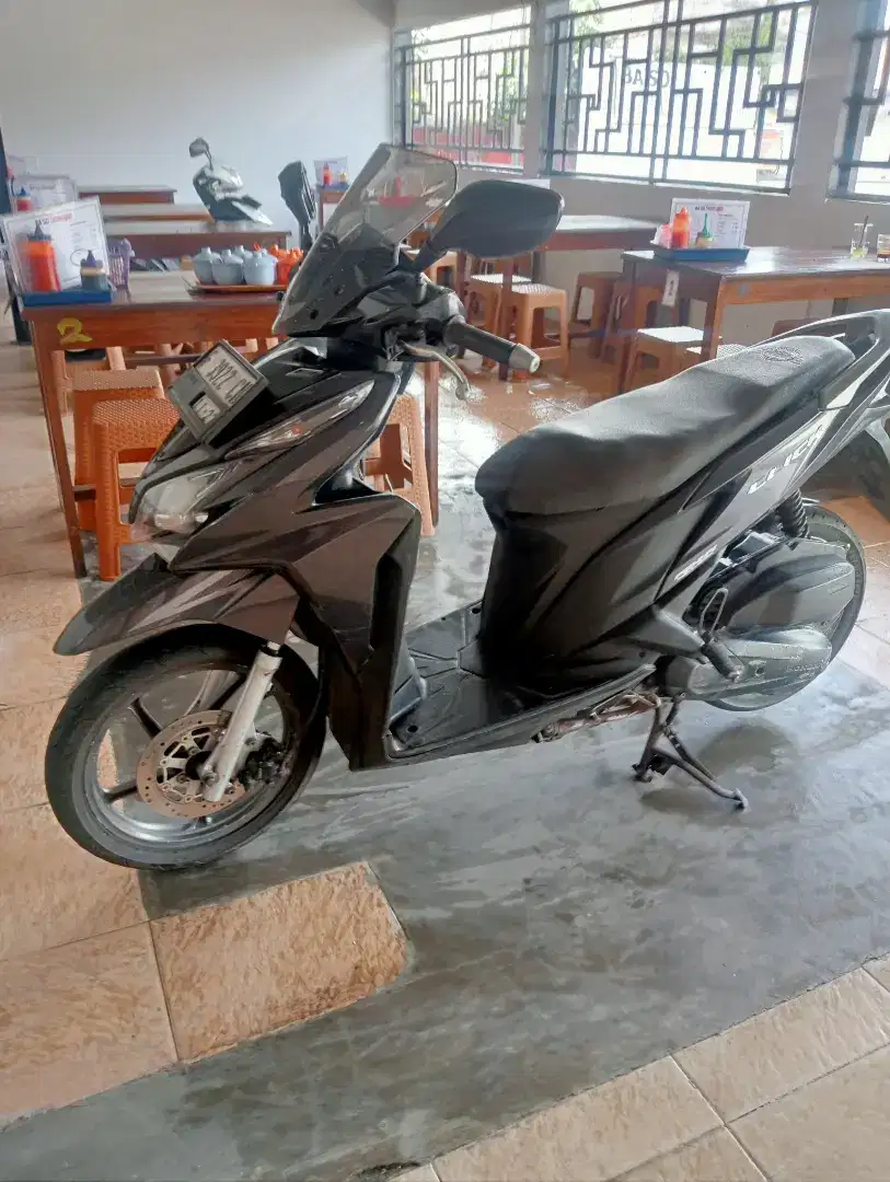 Vario 125 kzr f kota hidup