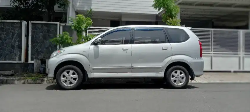 Toyota Avanza G 1.3 Manual thn 2008 Akhir New model Silver.