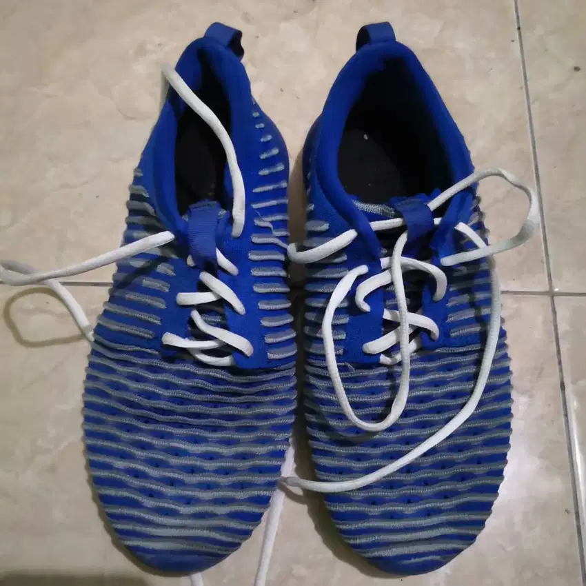 Sepatu second N!ke size 41