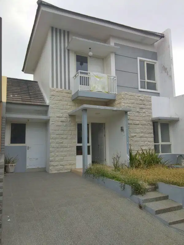 Rumah dijual The Taman Dhika Sidoarjo, Boulevard Hook