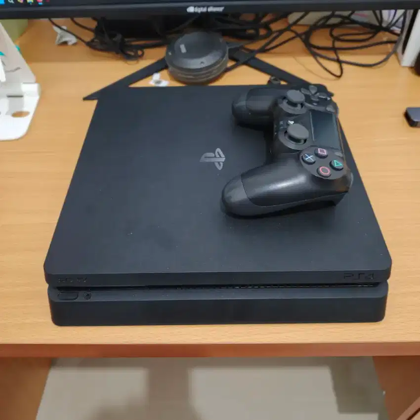 PS4 slim 1tb mulus