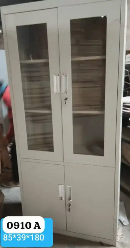 Lemari Arsip Rak Arsip 2 Pintu