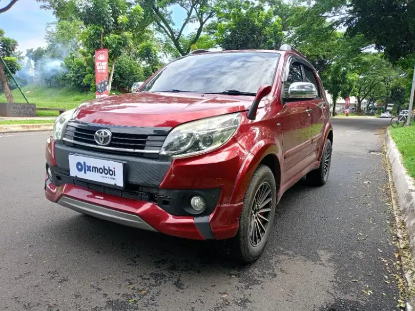 DP Rendah  15JT Toyota Rush 1.5 TRD Sportivo Bensin-AT 2017 Merah