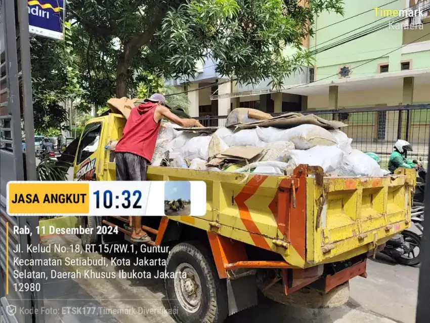 Jasa buang puing angkut sampah