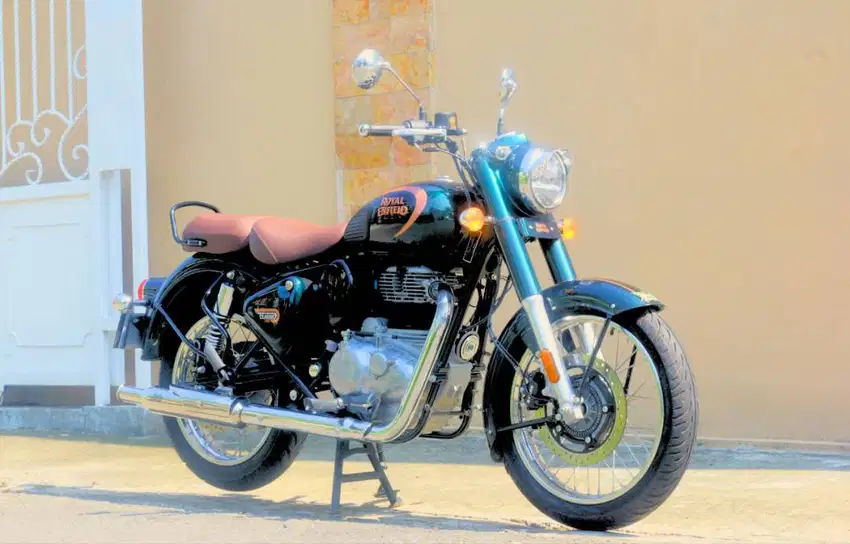 Royal Enfield Meteor like new low oddo 400 KM