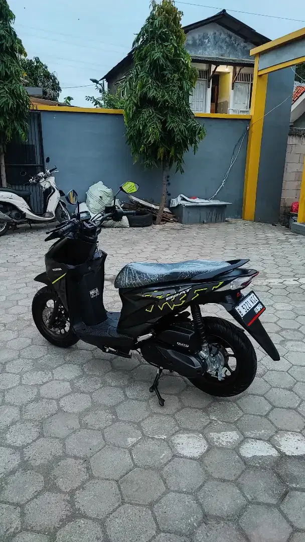 Honda NEW BEAT STREET ESP  2024 murah full gress good condition