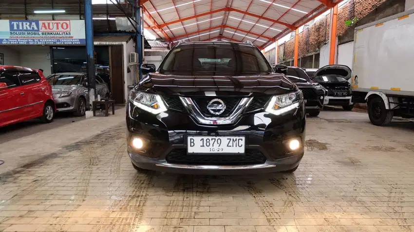 Nissan Xtrail 2,5 AT 2019 Hitam  ISTIMEWAH