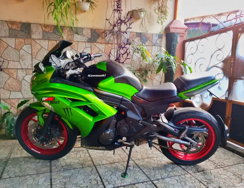 Ninja ER6 ER6F Zx25R 250