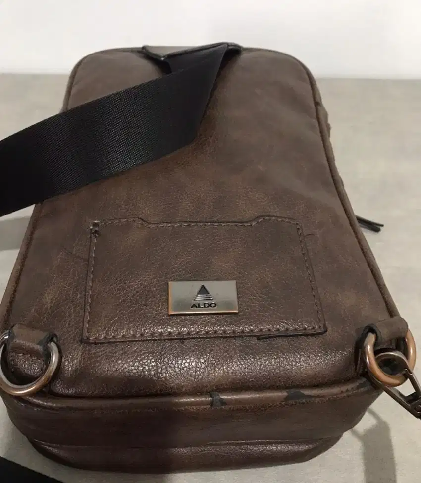 Tas slempang Aldo ORI