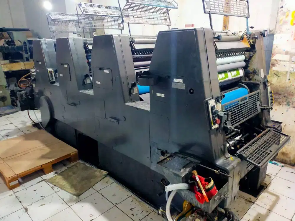 Mesin cetak heildberg Gto v52 4 warna offset printing