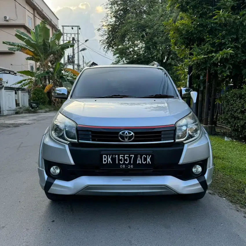 (Dp23Jt) Rush S TRD Ultimo Manual 2016