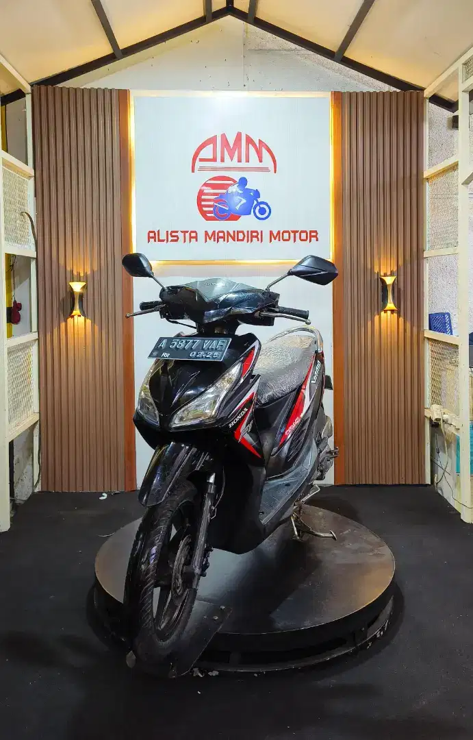 Honda Vario 110 led tahun 2015 CASH ONLY