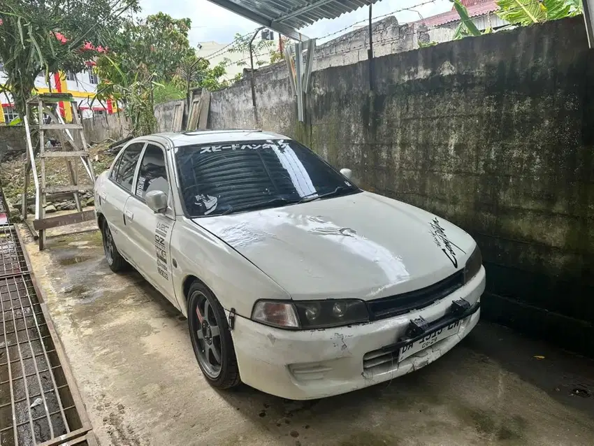 Jual sedan lancer evo4/ CK4