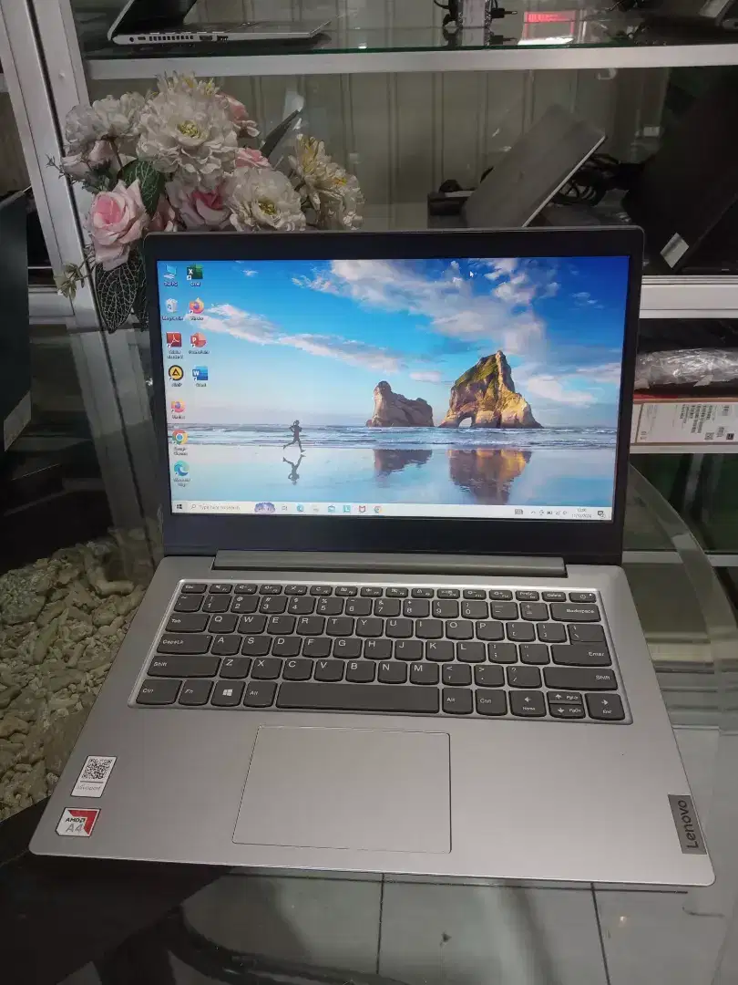 Laptop Lenovo Ideapad Slim 1 AMD A4 Ram 4 SSD 256