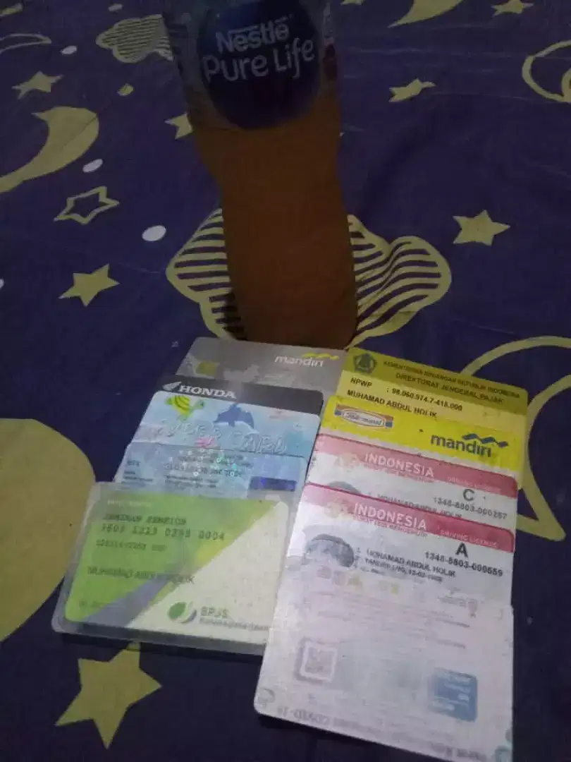 Cari kerja apa aja yang penting berusha mampu bisa melakukannya..