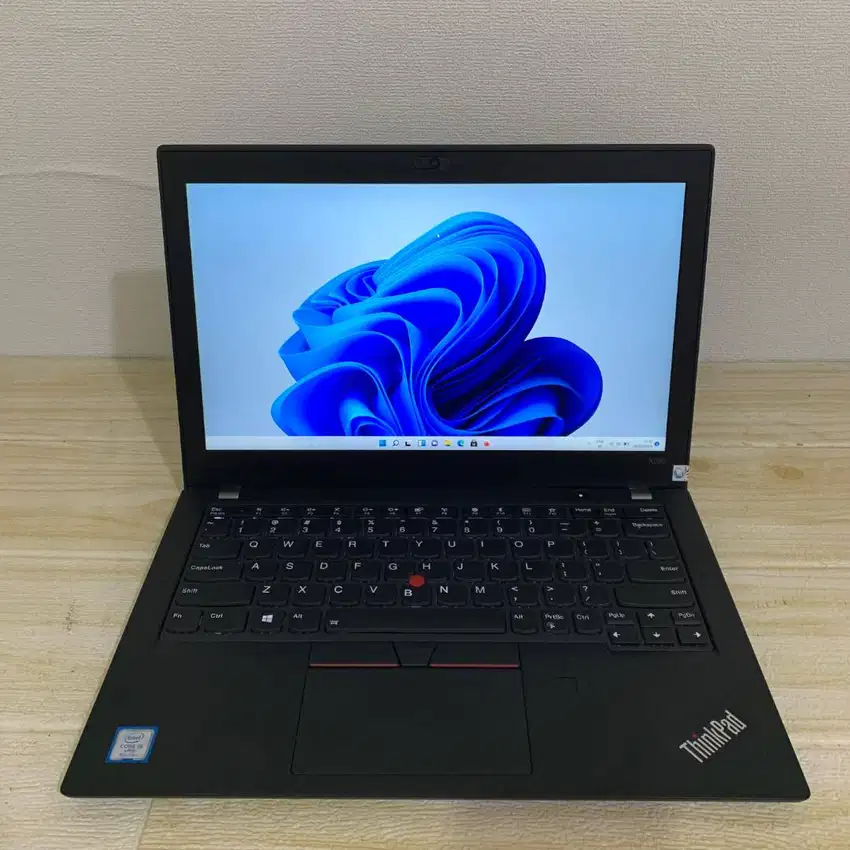 2ND Lenovo Thinkpad X280 | Intel Core i5 8350U | RAM 8 GB | SSD 256 GB