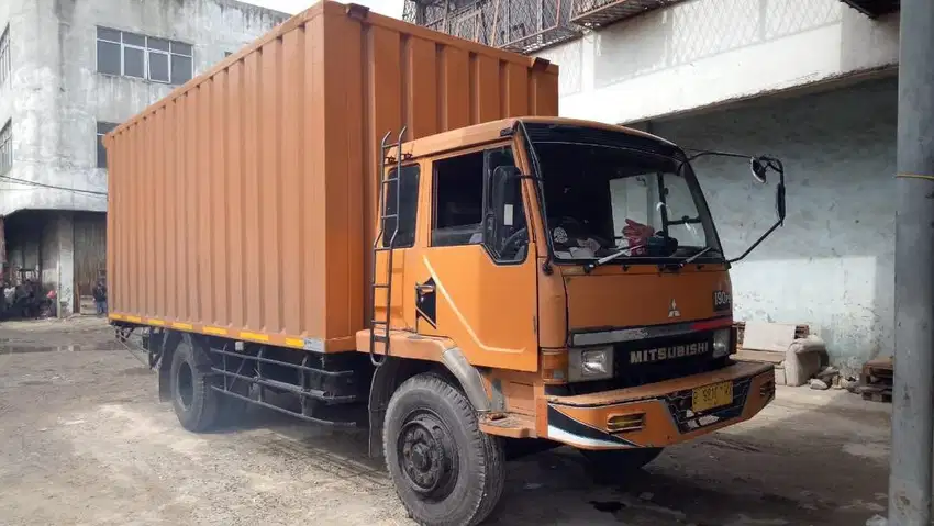 2006 MITSUBISHI FUSO FM 517 ( Tangan pertama )