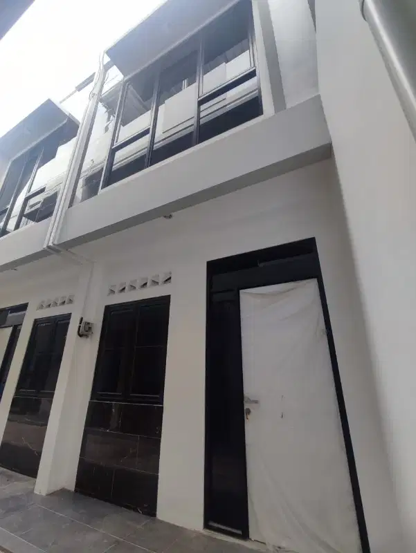 rumah modern 2 lantai di Cipinang elok jakarta timur