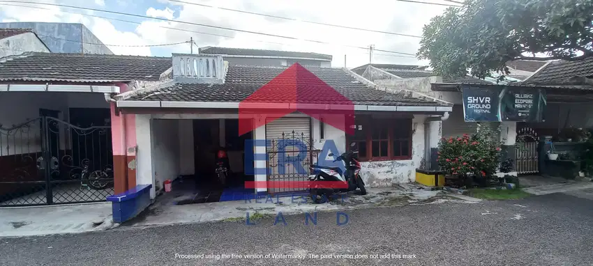 Dijual Rumah di Jalan Letjen Sutoyo Perum Kebonsari Indah Jember