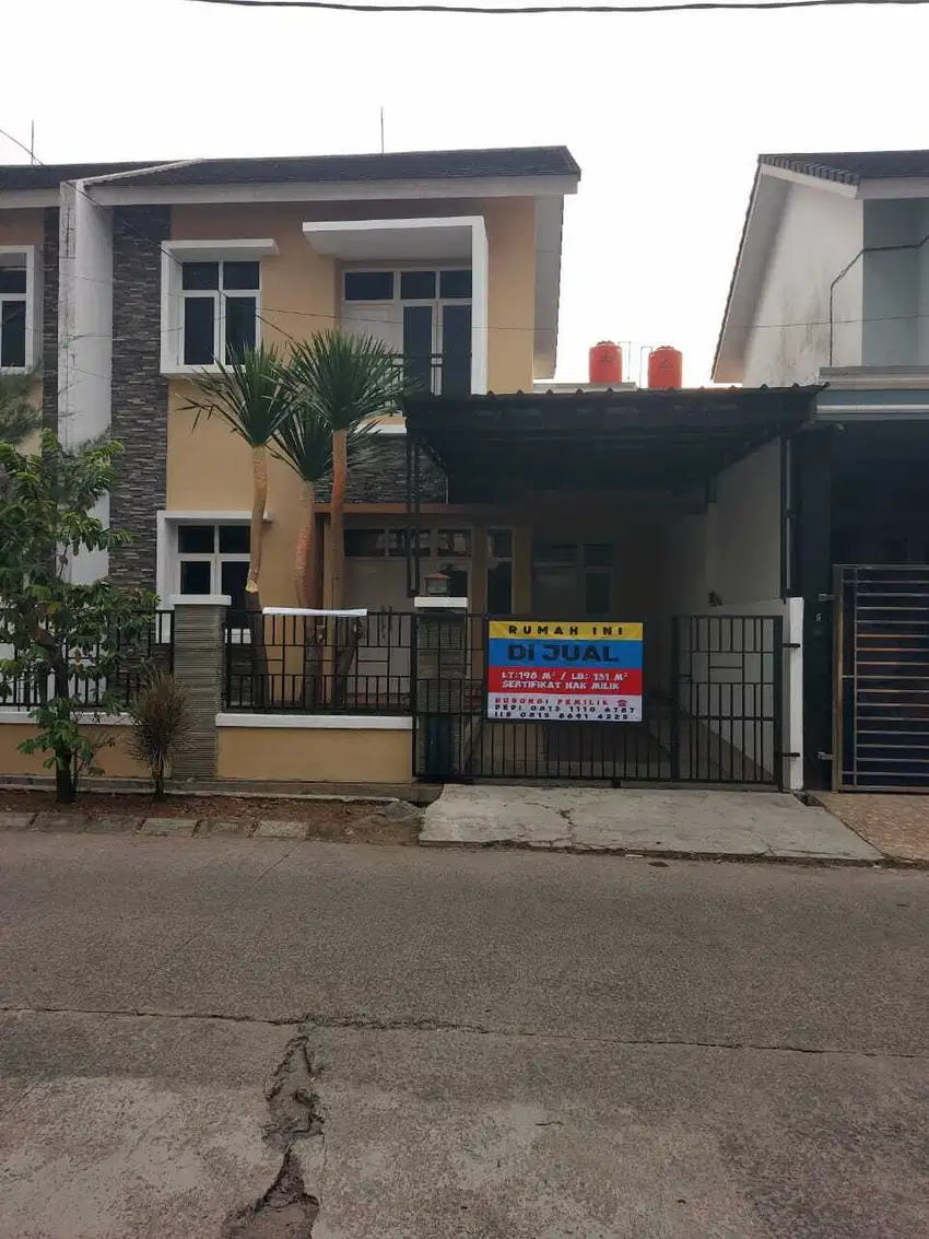 Di Jual Vila Bogor Indah 5 Rumah 2 Lantai Lt.198 Lb.131 Siap Huni.