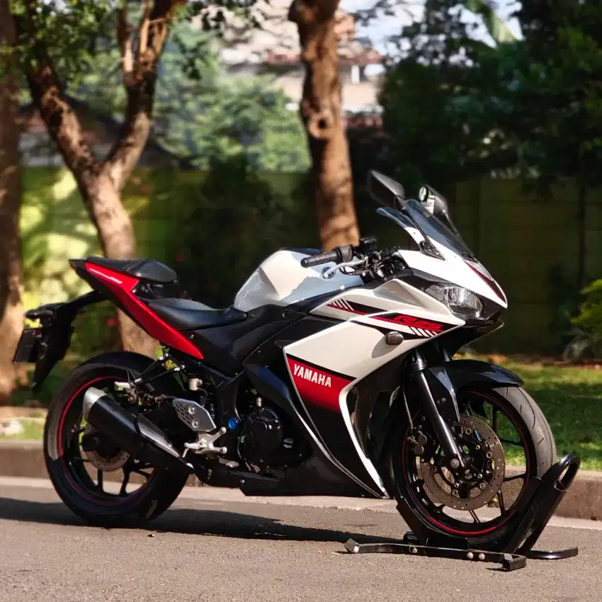 YAMAHA R25 NIK 2016 MERAH PUTIH PAJAK HIDUP SIAP GASS