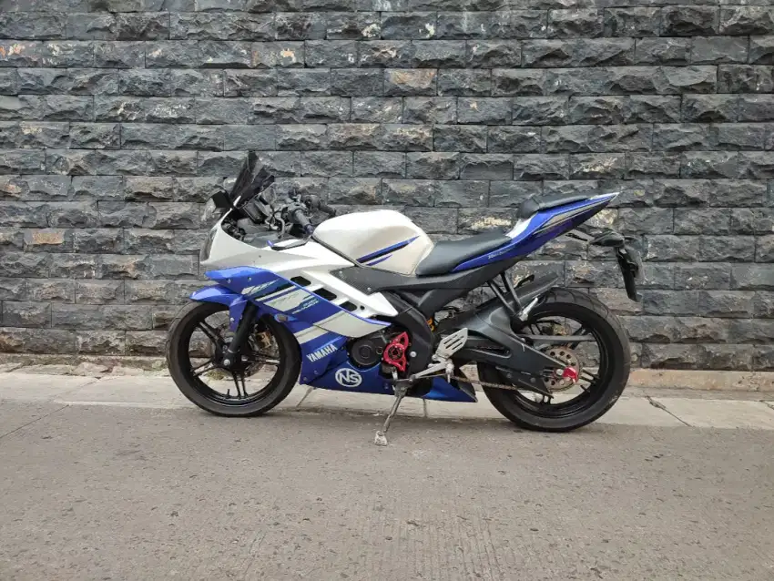 YAMAHA R15 V2 TAHUN 2014