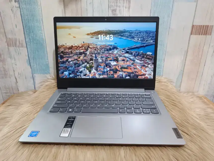 Laptop Slim Lenovo Ideapad Slim 3 Celeron N4020 Ram 4 SSD 256