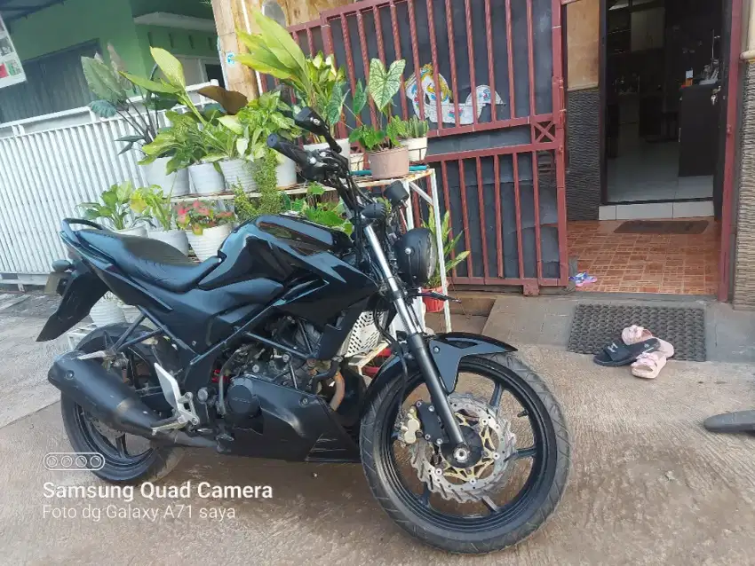 Jual Santai Motor CB 150 R OLD STREET FIRE