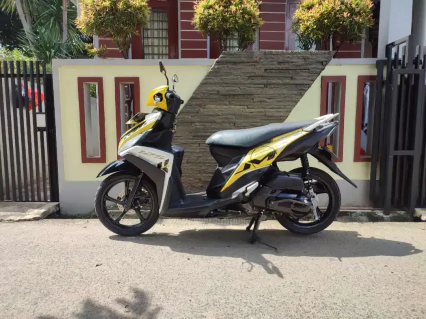 YAMAHA MIO M3 TAHUN 2015