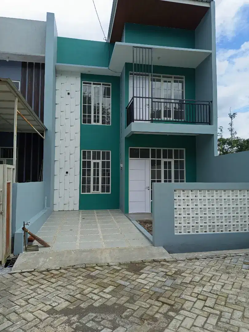 Rumah 2 lantai siap huni Alfania Residence Asrikaton