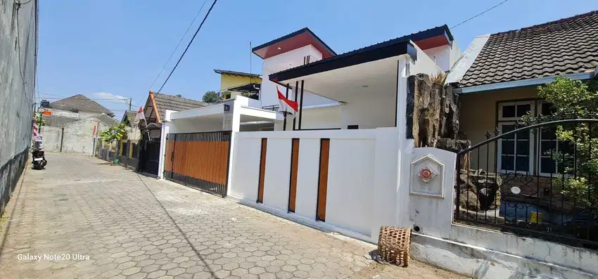 Di jual rumah bagus siap huni di dalam perumahan popongan baru