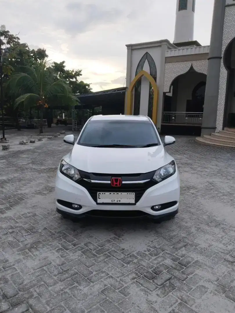 Dijual cash, Hrv 1,5 E cvt , mulus, km rendah, dpakai dalam kota