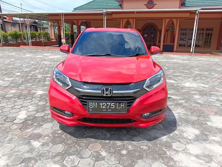 Dijual honda hrv 1.8 e JBL AT 2016