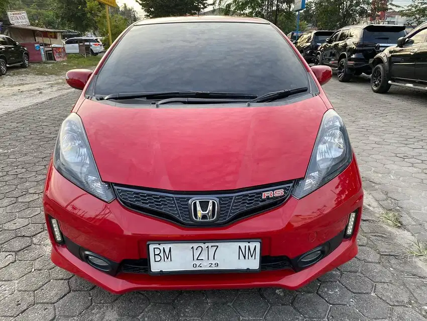 Dijual honda jazz rs manual 2014