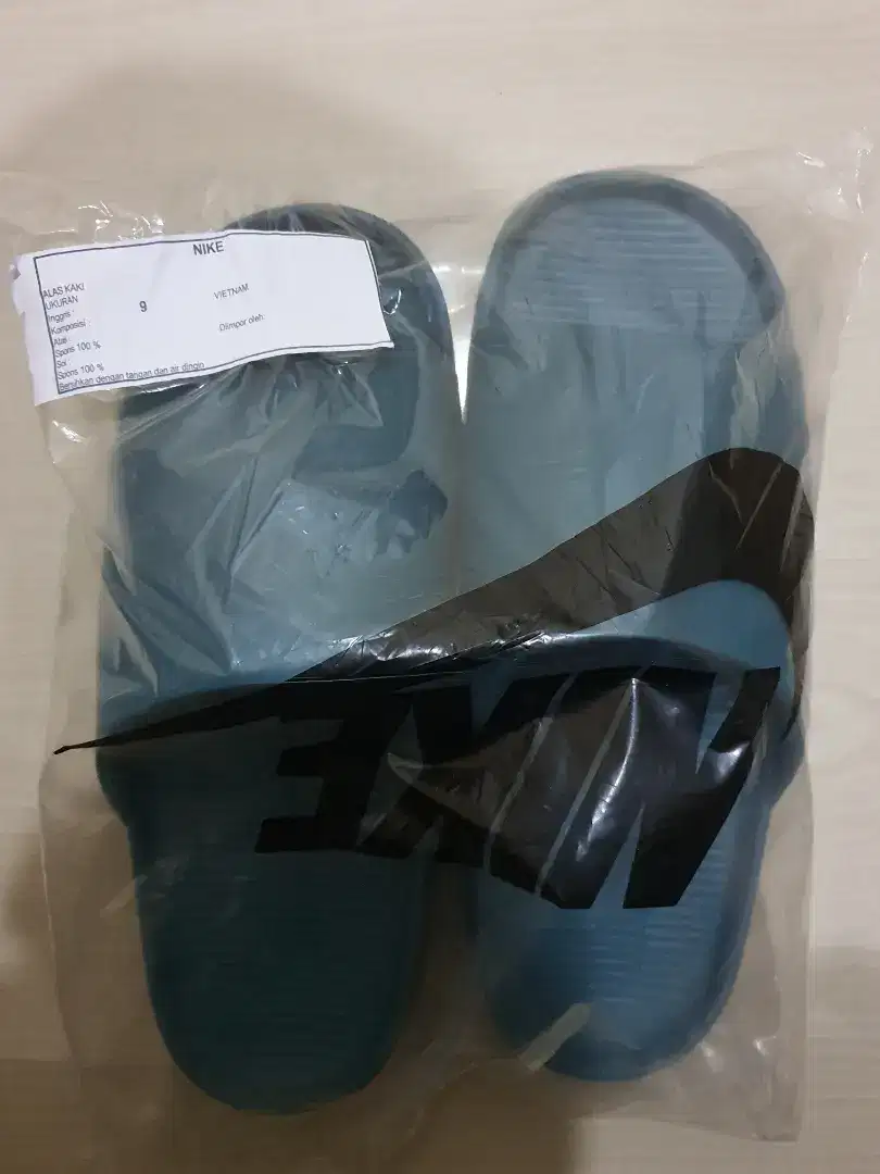 Dijual murah Sandal Nike Calm Slide ukuran 43