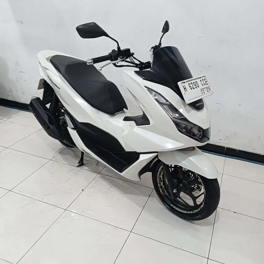 Honda NEW PCX 160 CBS