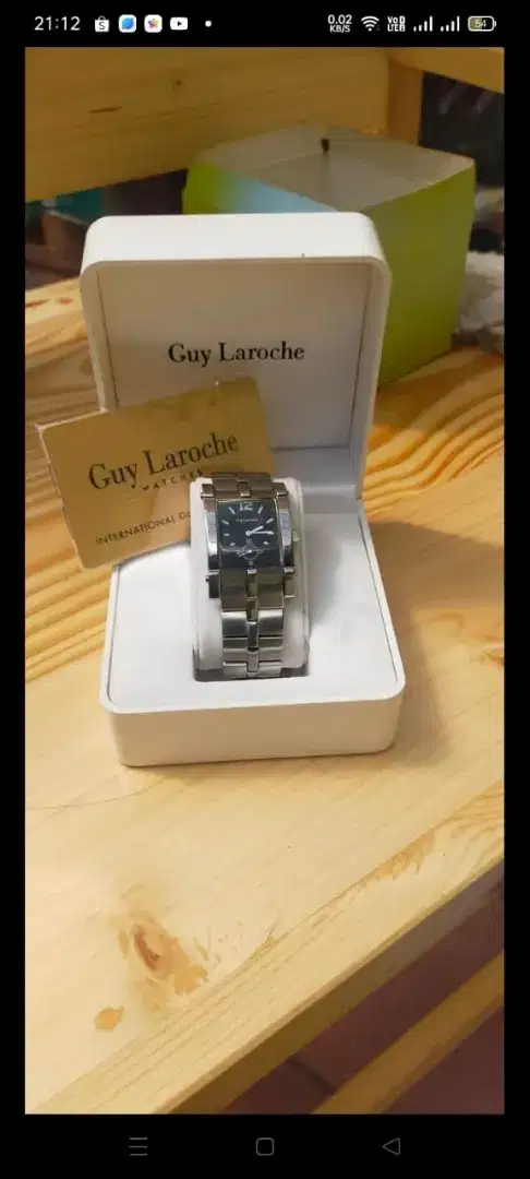 Dijual jam tangan merk Guy Laroche